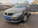 Volkswagen Touran Trendline*2.HD*KLIMAA*TEMPO*SHZ*PDC*ALU* - Volkswagen Touran aus 2007: Trendline