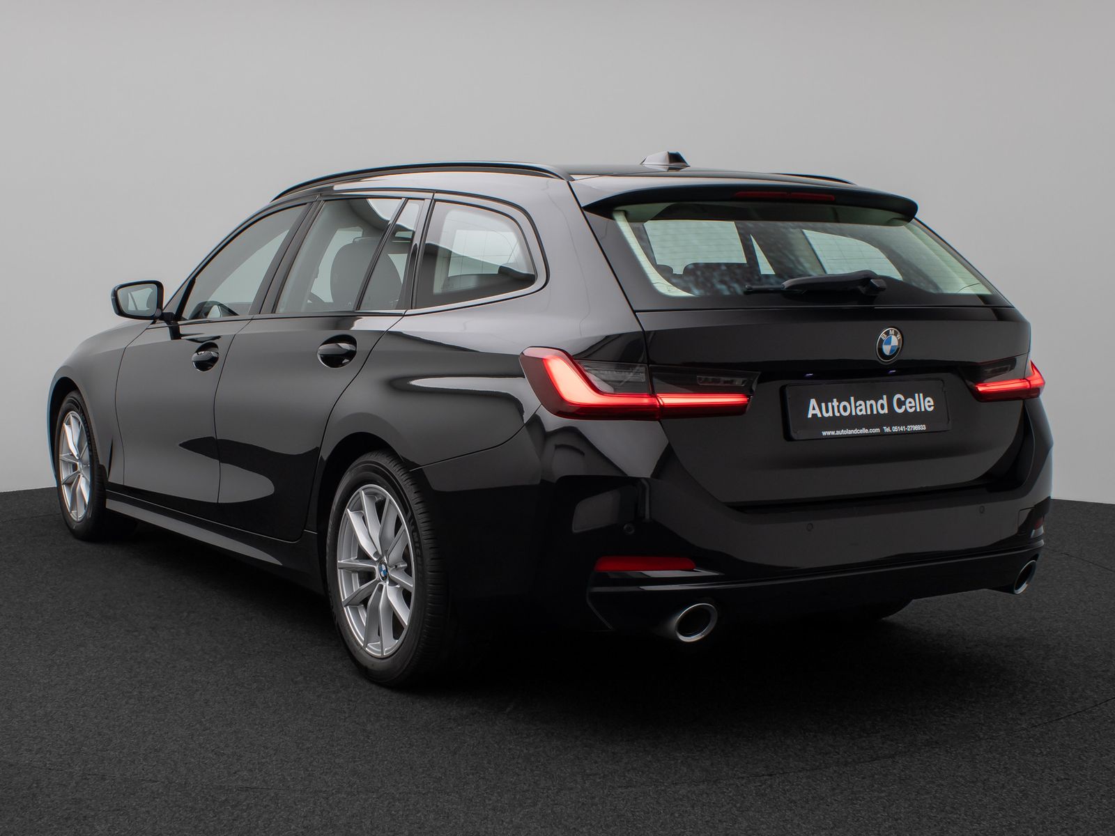 Fahrzeugabbildung BMW 320d HUD DAB CockPitPro Geschwindigkeitsr Sport