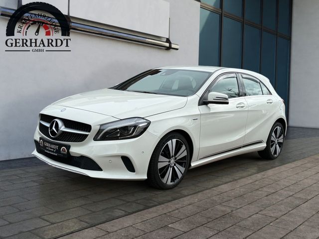 MERCEDES-BENZ A 220 4MATIC*NAVI*AUTOM*LED*KLIMAAUT.*S-Heft*