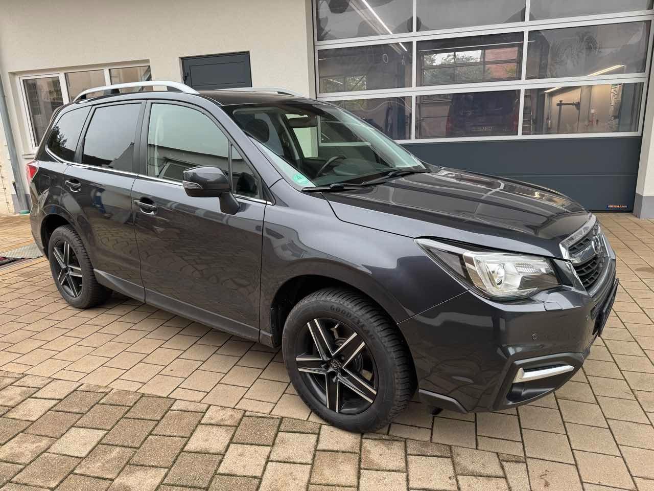 SUBARU Forester