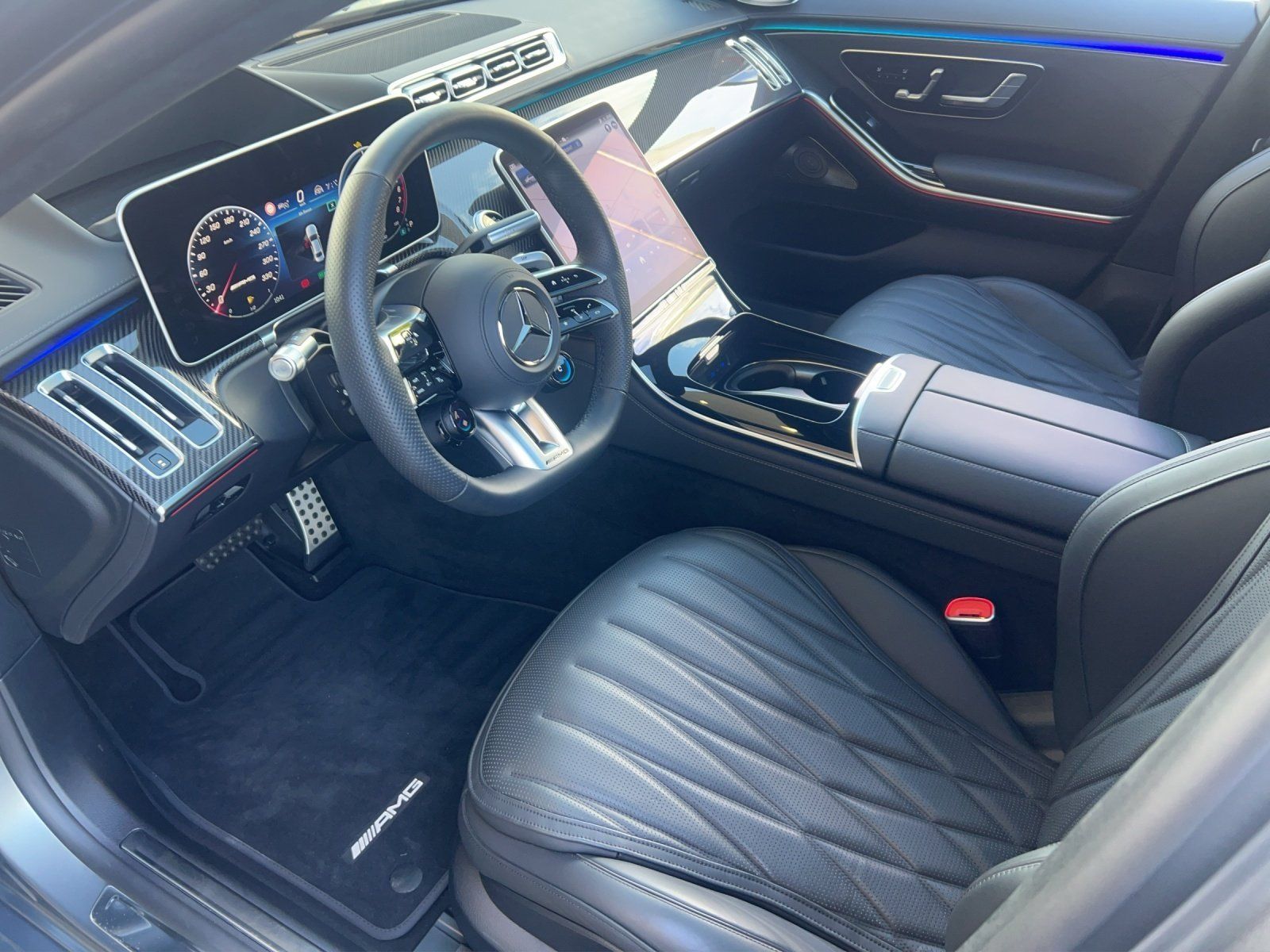 Fahrzeugabbildung Mercedes-Benz S63E Perf KERAMIK Drivers CARBON HighEndBurme TV