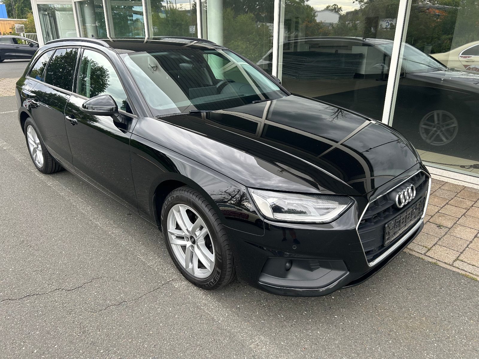 Audi Audi A4 30 TDI S tronic Avant*LED*1.HAND*