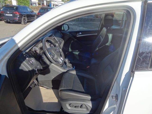 Fahrzeugabbildung Volkswagen Tiguan/R-Line/4Motion/AHK/Pano/Navi/Xenon/57.500