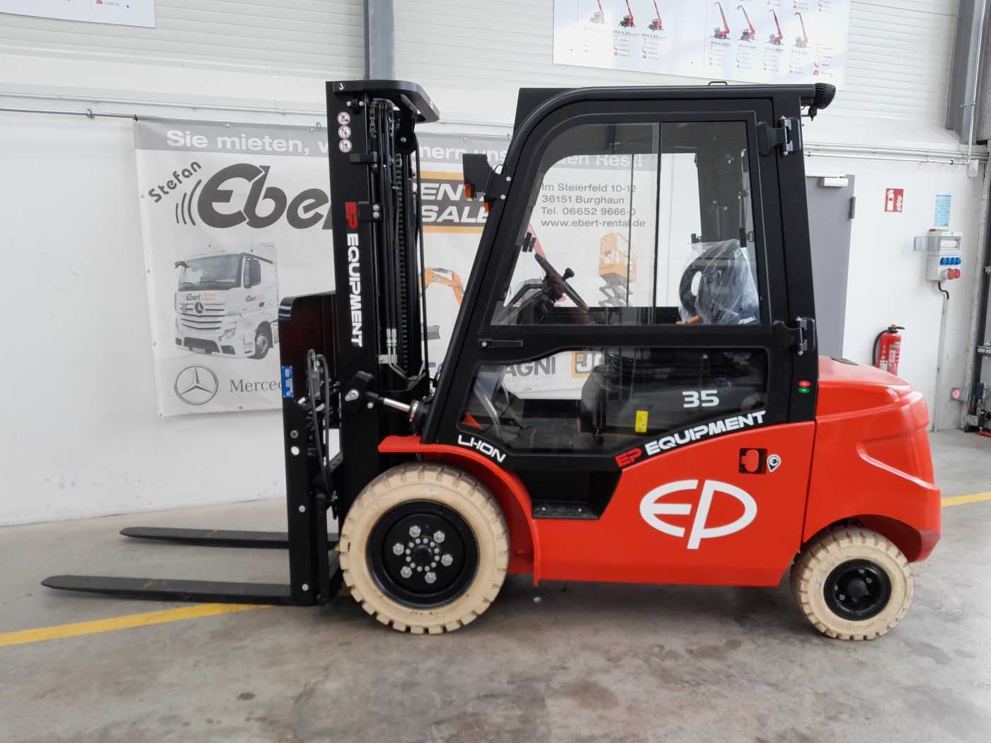 Fahrzeugabbildung Andere EP Equipment EFL353 / 3,5T / Triplex: 4,80m /ZVG