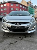 Hyundai 130 Kombi GDH 1,6 - Hyundai H-1 aus 2013