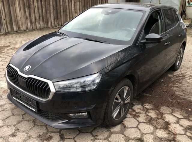 Skoda Fabia IV 70kw Ambition Klima Navi Sitzheizung