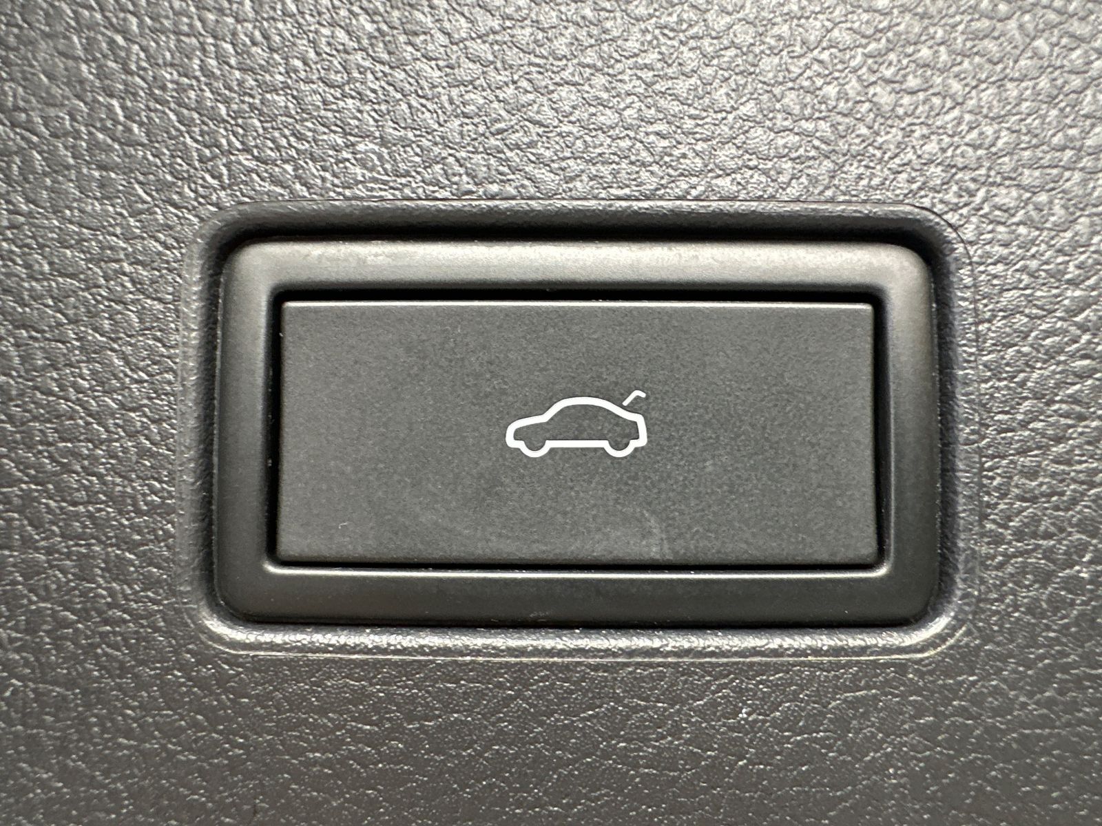 Fahrzeugabbildung Volkswagen Passat Variant GTE NAV+IQ-LIGHT+ACC+KAMERA+AHK