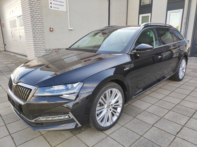 Skoda Superb Combi 2.0 TSI 4X4 DSG Laurin&Klement VOLL