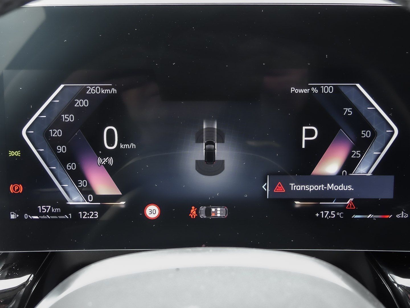 BMW 223 Active Tourer - Bild 7