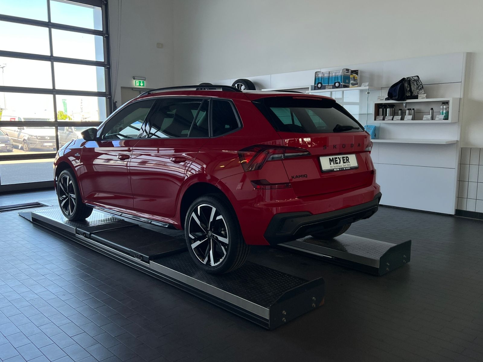 Fahrzeugabbildung SKODA Kamiq Monte Carlo 1.5 TSI DSG *AHK, Matrix-LED*