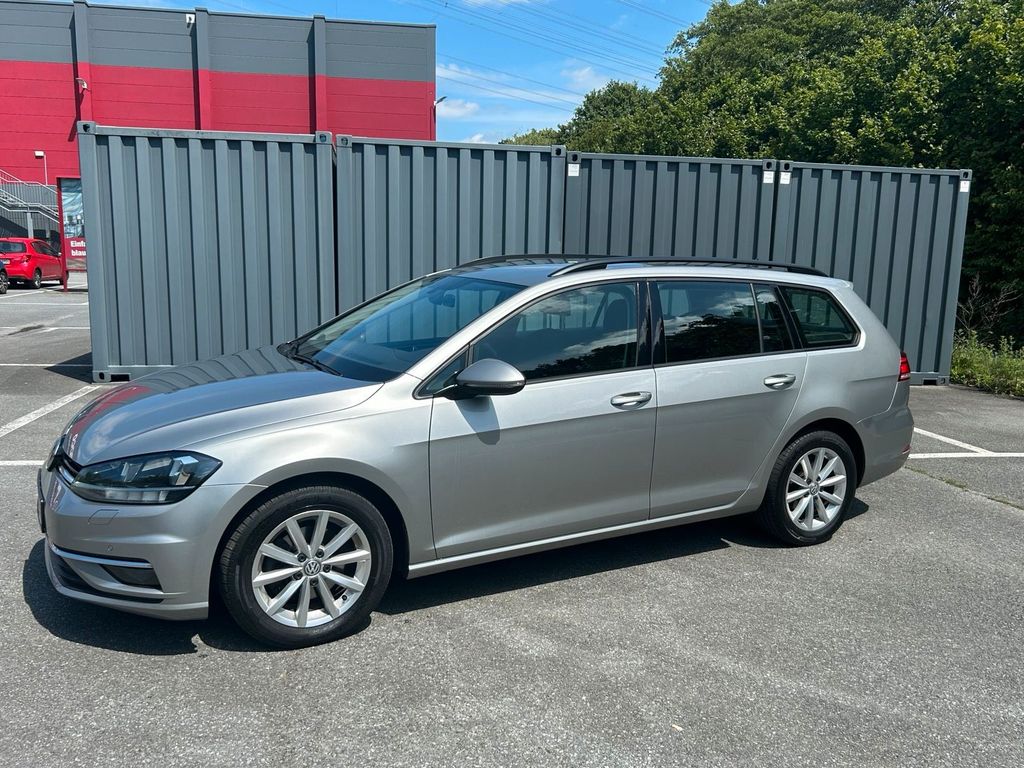 Image of Volkswagen Golf