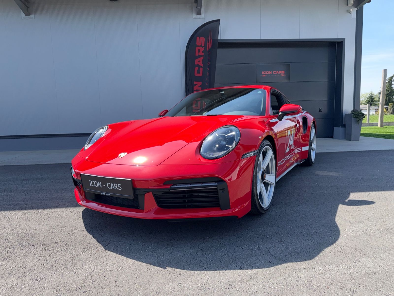 Porsche 911 Turbo 50 Jahre imagem 3