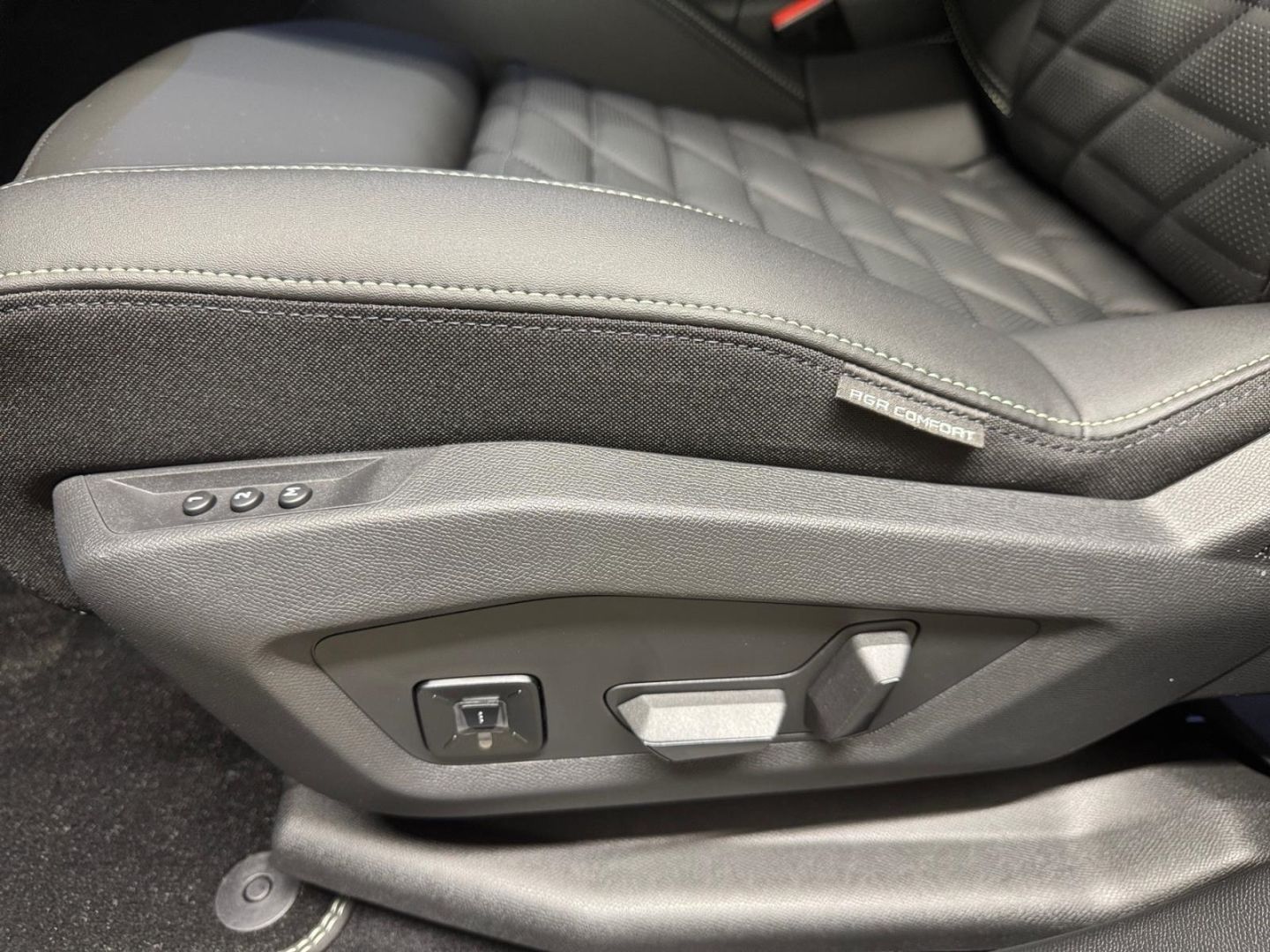 Peugeot 3008 - Bild 16