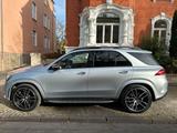 Mercedes-Benz GLE 580 AMG V8MWStPanoMassageAHK22HUD360S... - Mercedes-Benz GLE 580 von privat