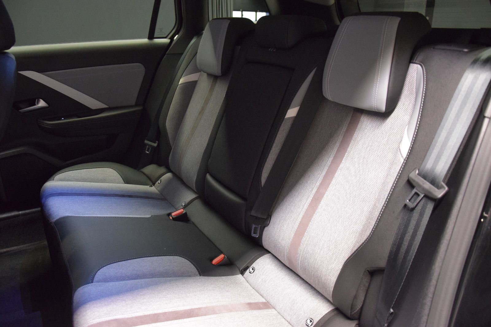 Fahrzeugabbildung Opel Astra L Sports Tourer Elegance Kamera NAV Ambien