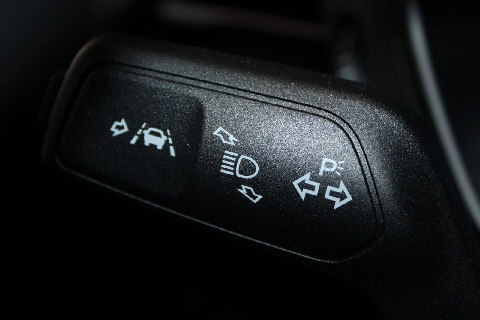 Fahrzeugabbildung Ford Focus ST-Line X Aut. LED ACC Leder Pano HUD Wint