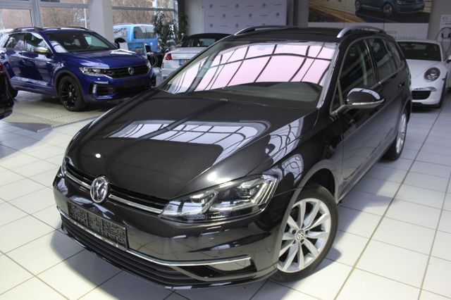 Volkswagen Golf VII Variant/HIGHL/LED/NAVI/STZHZ/KAME/ALU17