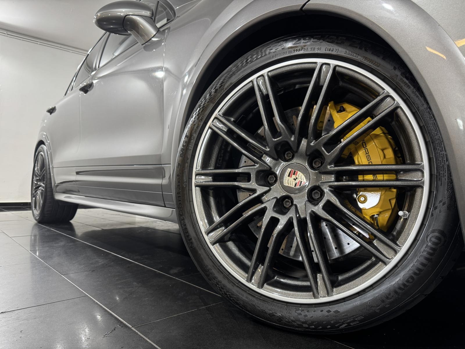 Porsche Cayenne 4.8 GTS*18-Wege*21´´*Pano*Burmester*LUFT