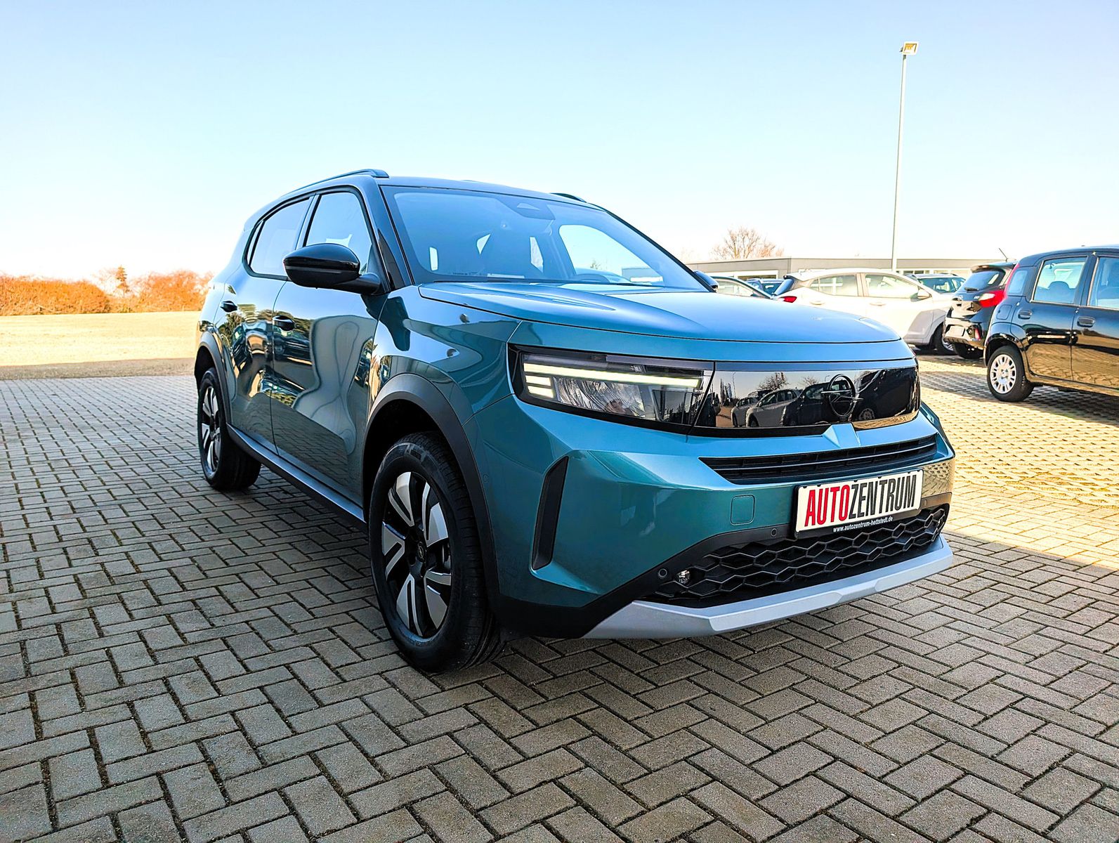 Fahrzeugabbildung Opel Frontera GS Hybrid 145PS Automatik 7-SITZE -25%