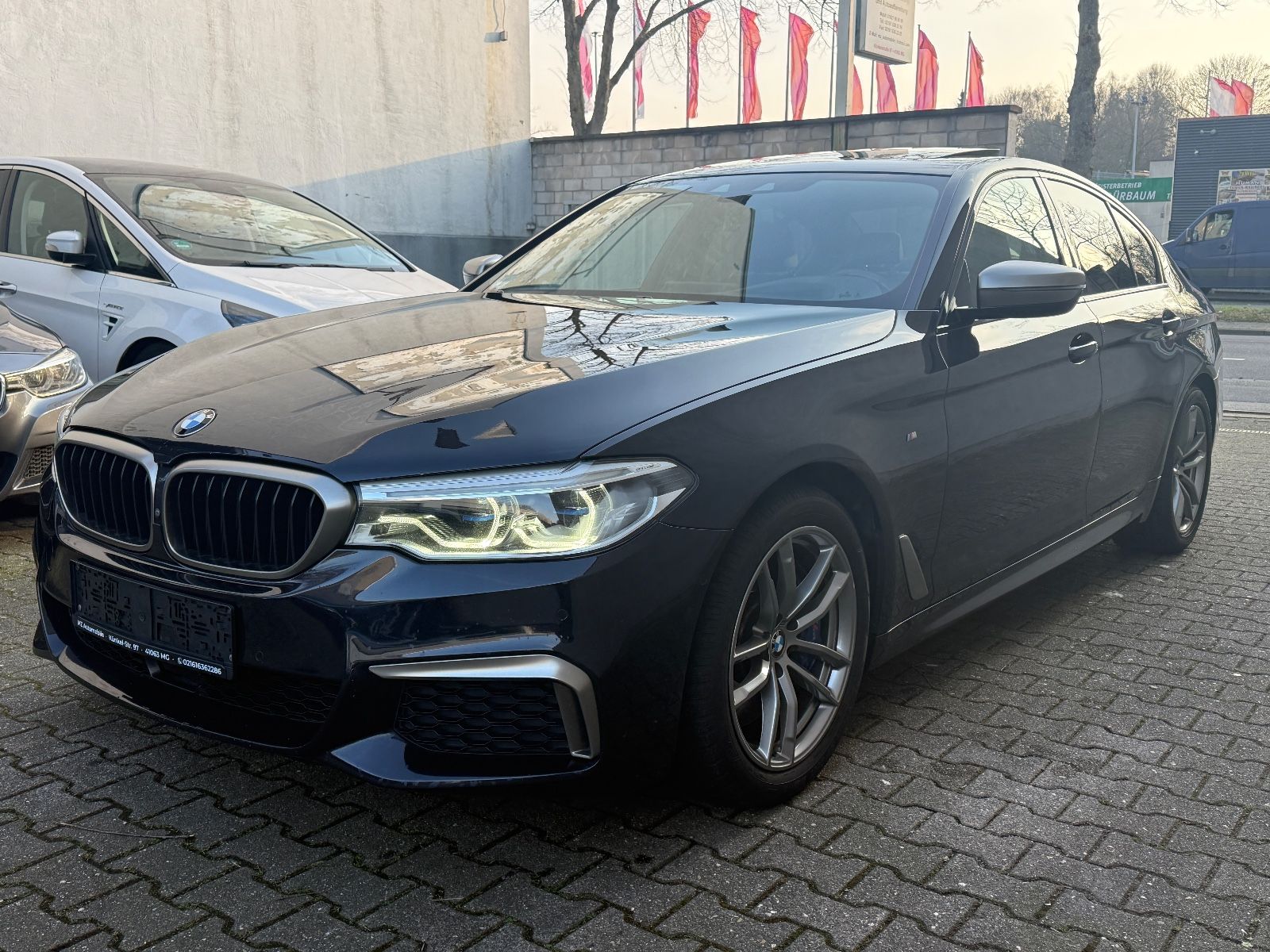 BMW M550 d xDrive Lim,Leser-Licht,Sciebedach,Kamera