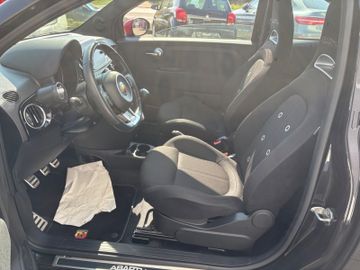 Fahrzeugabbildung Abarth 595C 1.4 T-Jet Klima PDC CarPlay ESTETICO