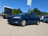 Ford Focus Turnier 1.5 TDCi Business *Navi sitzh. AHK - Ford Focus: Kombi, Tdci