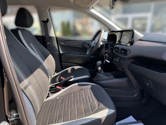 Fahrzeugabbildung Hyundai i10 FL (MY25) 1.0 Select Navi Kamera Einparkhilf