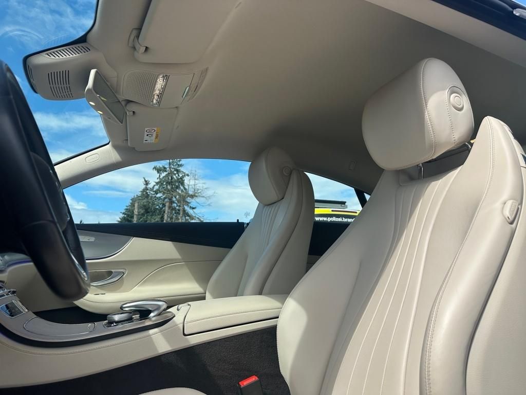 Fahrzeugabbildung Mercedes-Benz E 450 Coupé 4M 2xKlima 360 AUT DynLicht Kam. LED