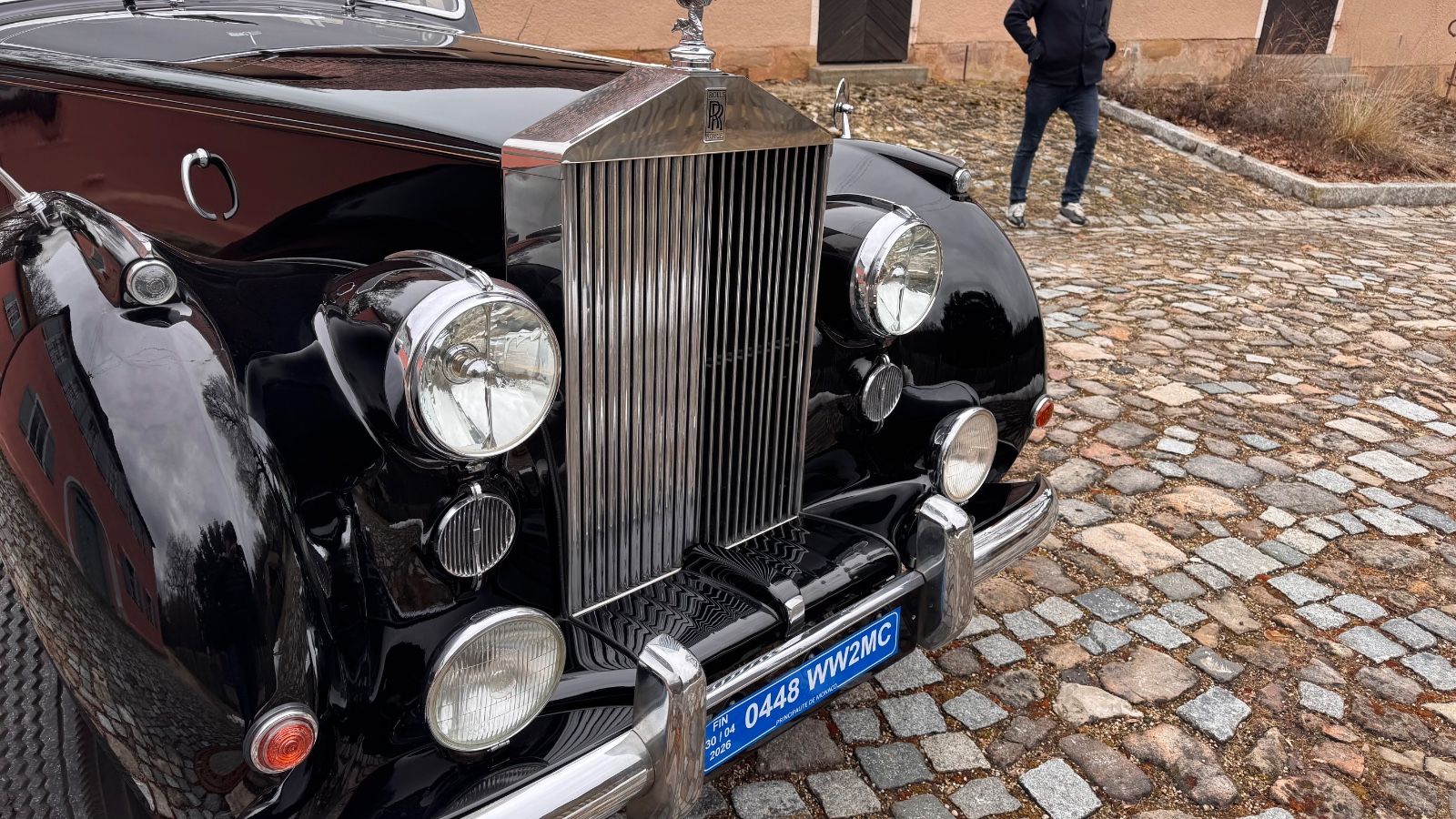 Rolls-Royce Silver Dawn 21