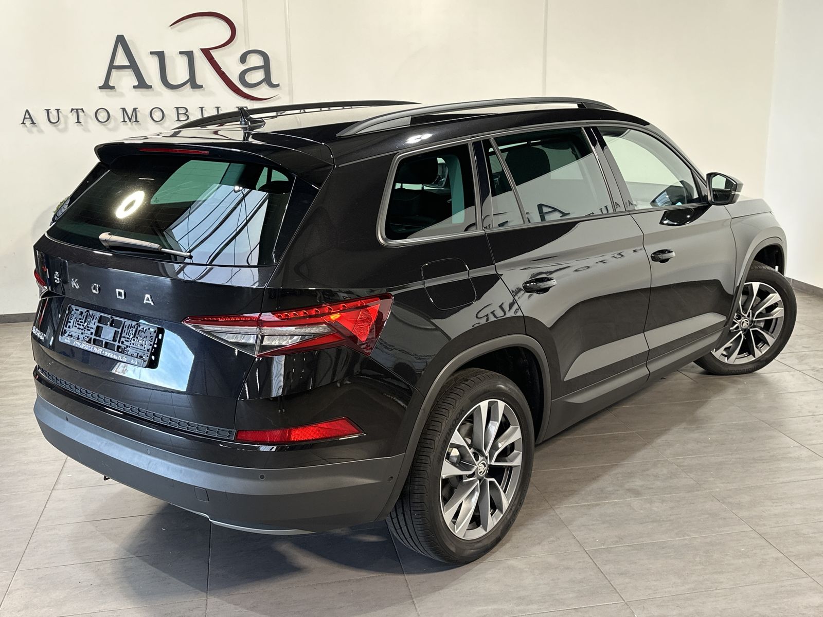 Fahrzeugabbildung SKODA Kodiaq 2.0 TDI DSG Clever NAV+LED+360°+VCOCK+AHK