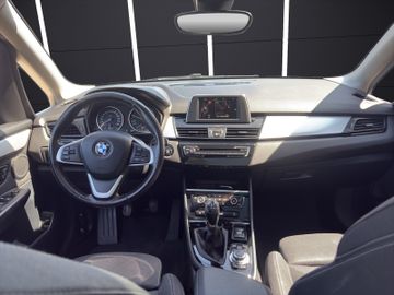 BMW 216 Active Tourer - 11