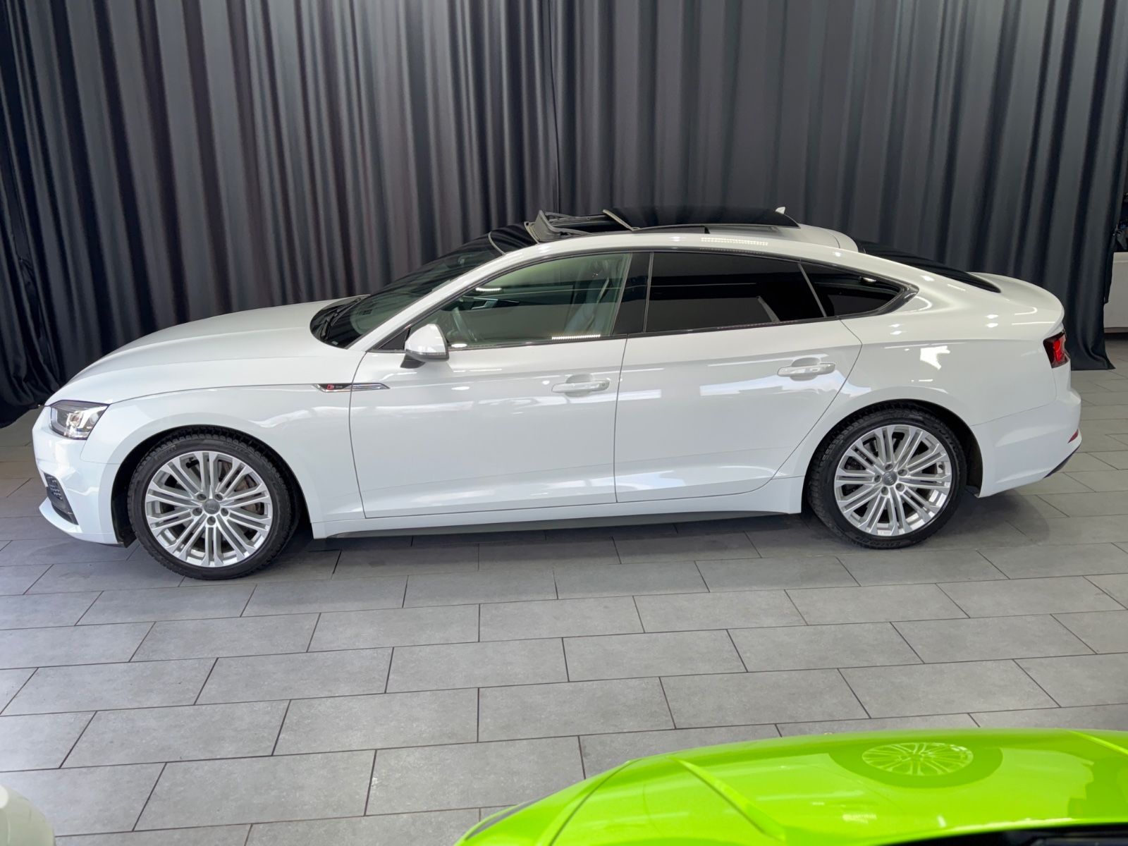 Fahrzeugabbildung Audi A5 Sportback quattro S-LINE|RS-SITZE|MASSAGE|B&O