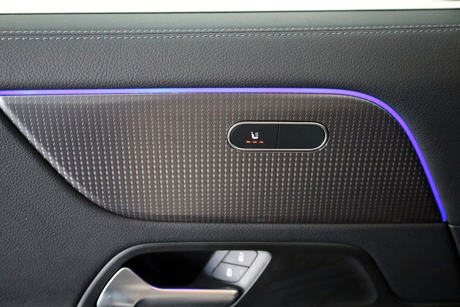 Fahrzeugabbildung Mercedes-Benz EQA 250, Progressive T.Leder,Navi,LED,SH,Kamera