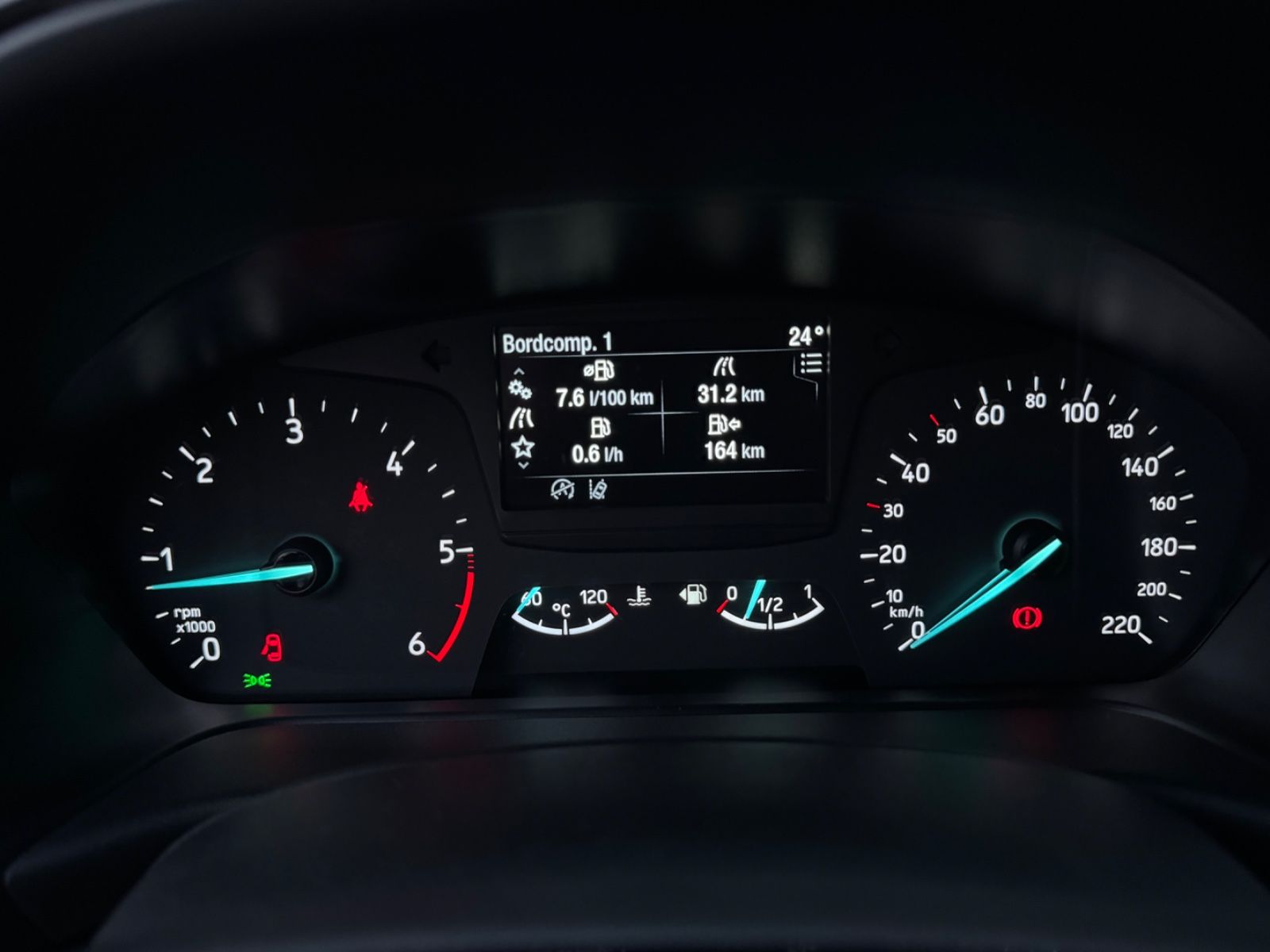 Fahrzeugabbildung Ford Fiesta Cool & Connect*PDC*Navi*Klima*SZH*SH gepf