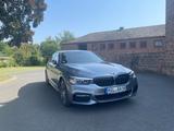 BMW 530e iPerformance - M Sportpaket  - BMW 530 mit Hybrid-Antrieb: Schiebedach