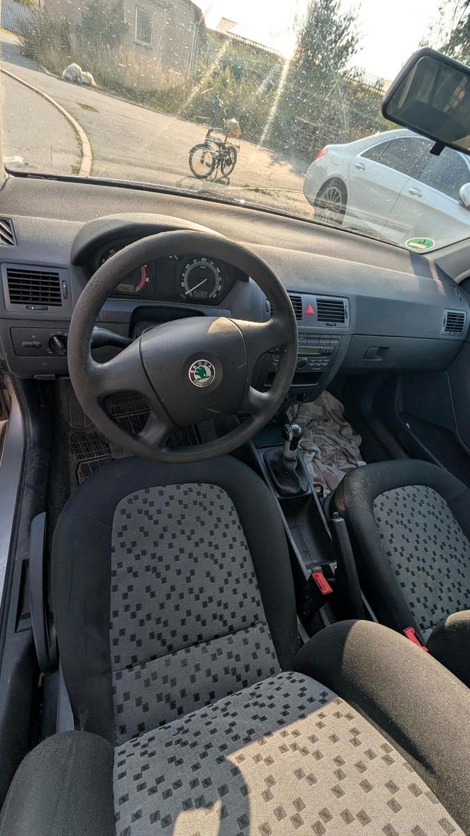 Skoda Fabia 2007 — interior