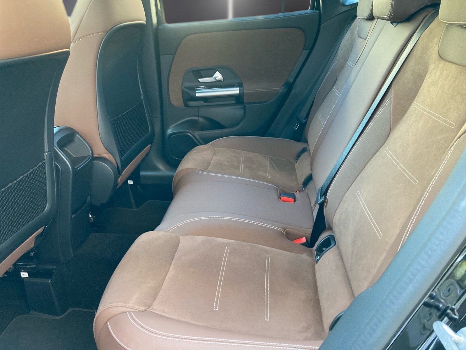 Fahrzeugabbildung Mercedes-Benz GLA 200 AMG*Kamera*LED*Easy-Pack*Keyless*Ambient