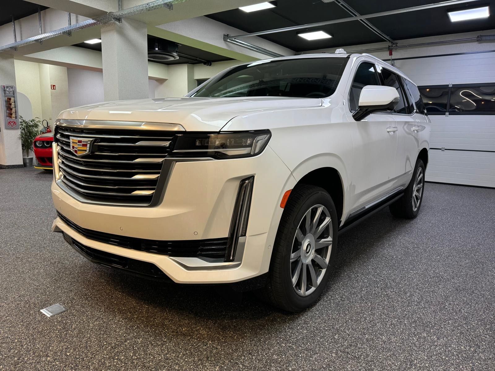 Fahrzeugabbildung Cadillac ESCALADE PREMIUM LUXURY PLATINUM 6.2 V8 -NIGHT V