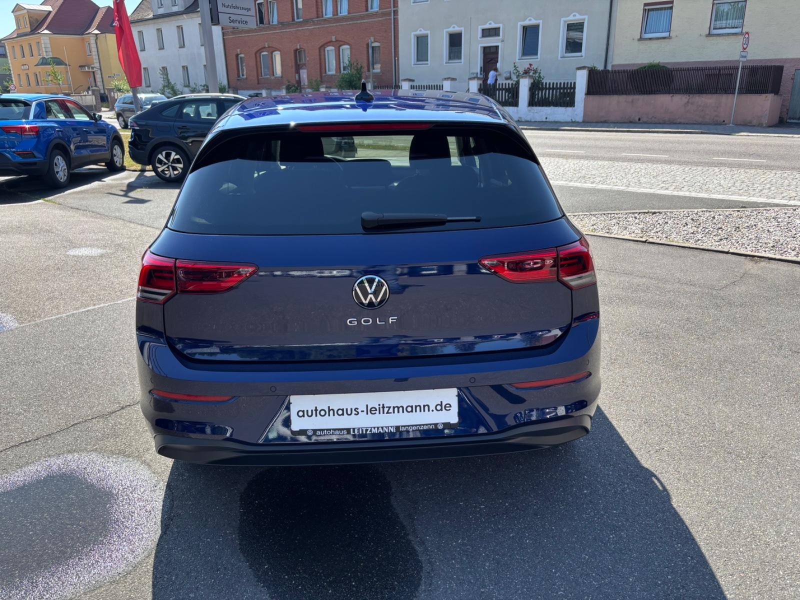 Volkswagen Golf VIII Lim. Life,Navi Pro,Winter-Paket,LED, миниатюра 4