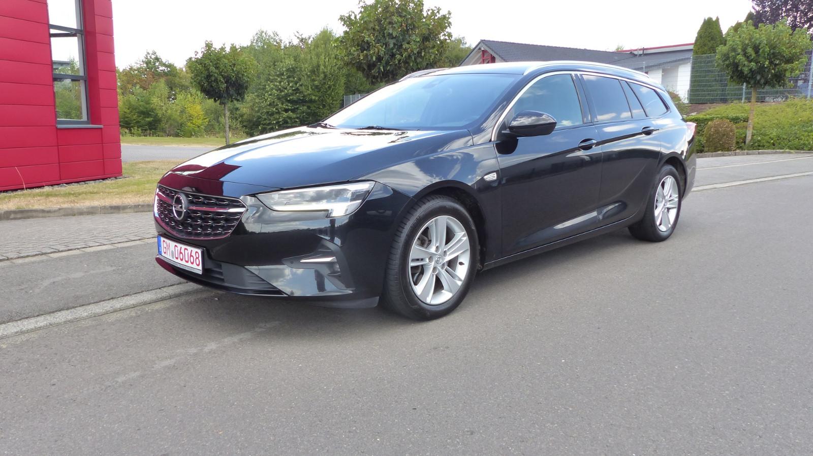 Opel Insignia B ST Elegance, 2.0 d, 8-Gang Automatik