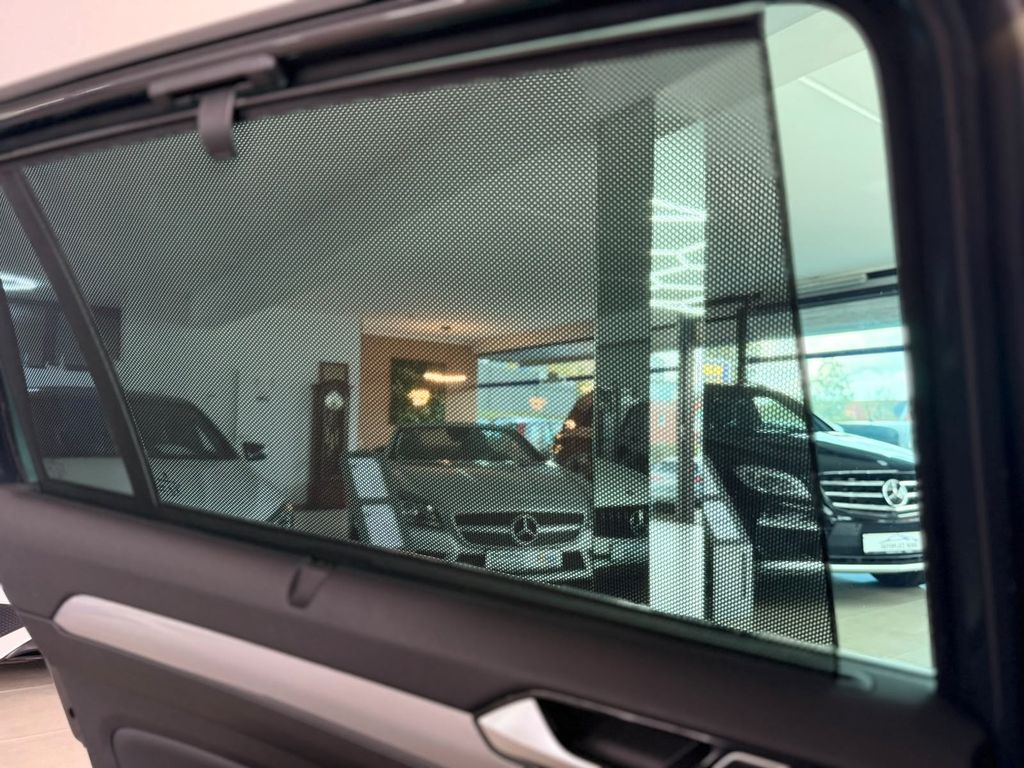 VW Passat Variant - Bild 23