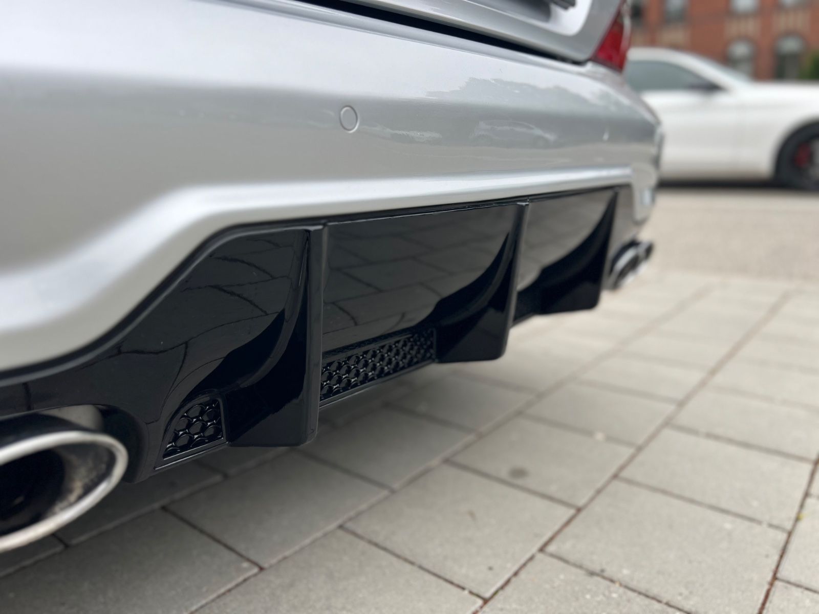 SL 63 AMG *ACC*Leder*Xenon*87tkm*1.HAND*BRD