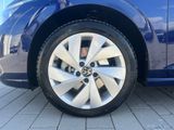 Volkswagen Golf Variant 2.0TSI Style STHZ NAVI LED EASYOPEN - Volkswagen Golf mit Benzin-Antrieb: Kombi, 2.0