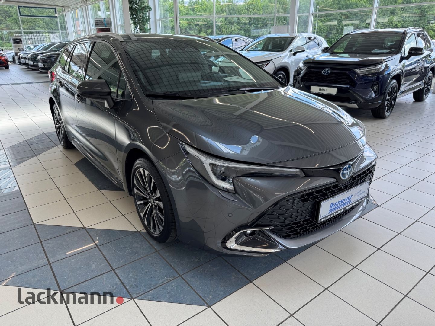 Toyota Corolla Touring Sports 1,8 Hybrid Team DK elektr imagem 3