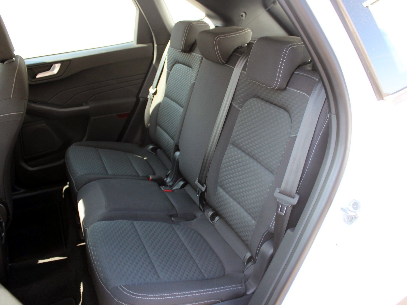 Fahrzeugabbildung Ford Kuga Plug-In Hybrid Cool & Connect 2,5 Duratec