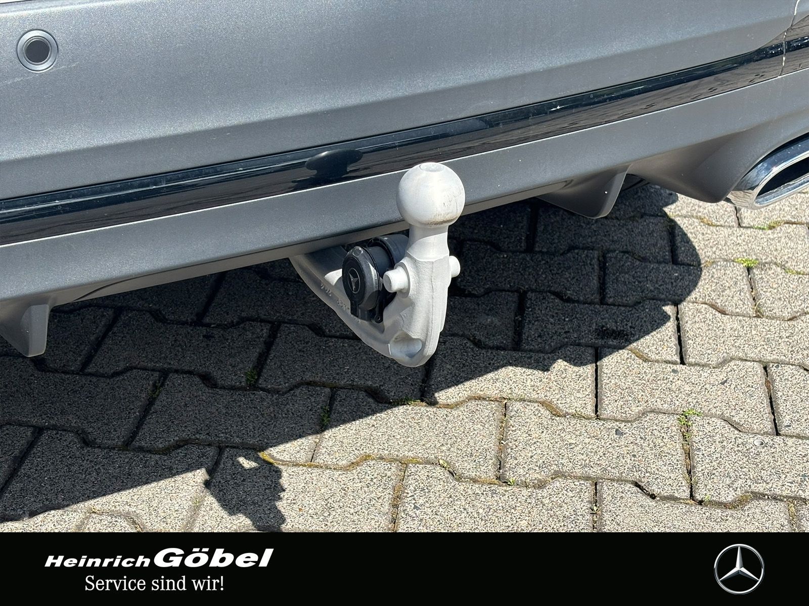 Fahrzeugabbildung Mercedes-Benz GLA 200 AMG*PANO*AHK*APPLE-CARP*360°KA*DISTRONIC