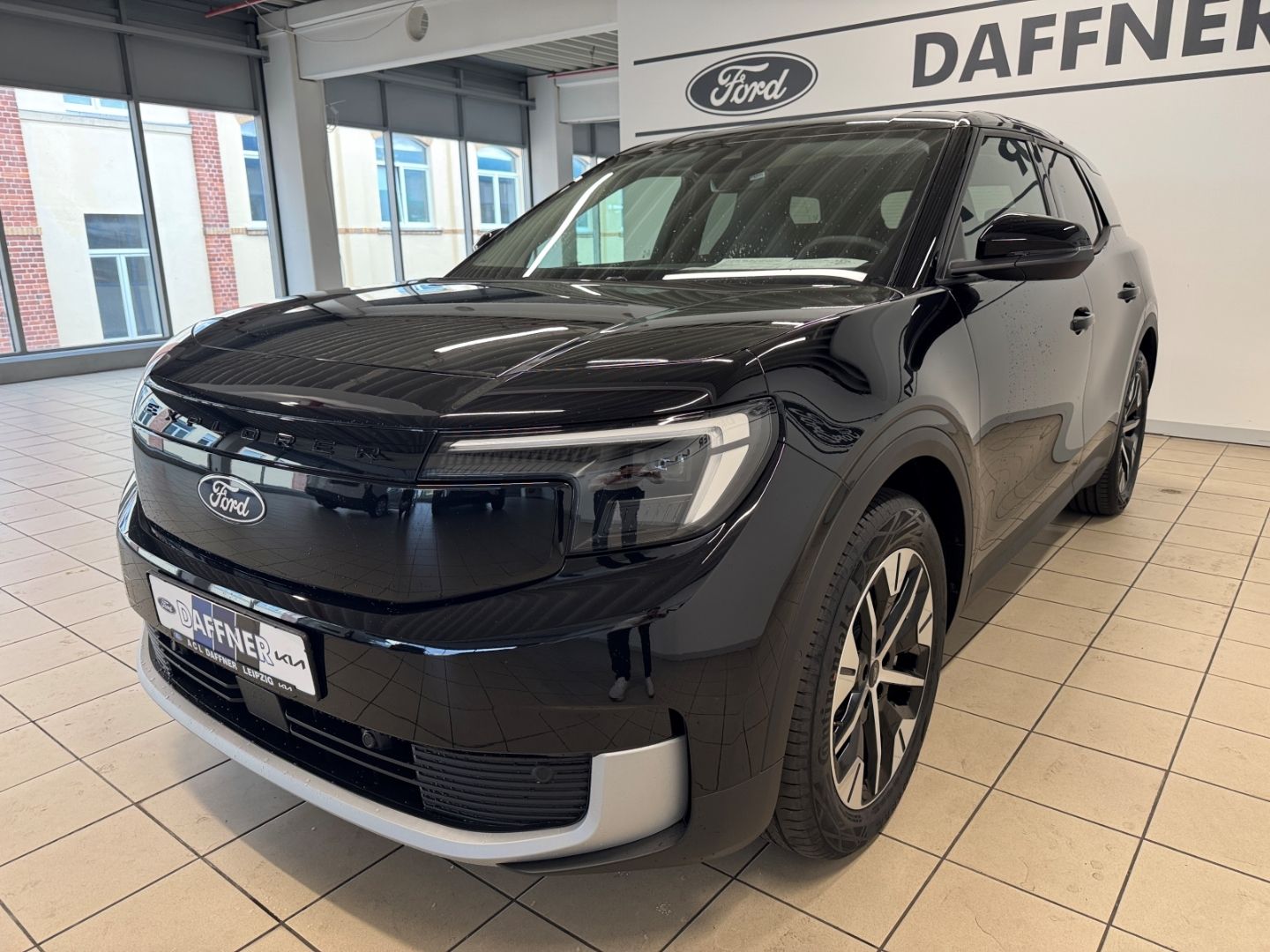 Fahrzeugabbildung Ford Explorer RWD LED Kamera Spurhalteass.