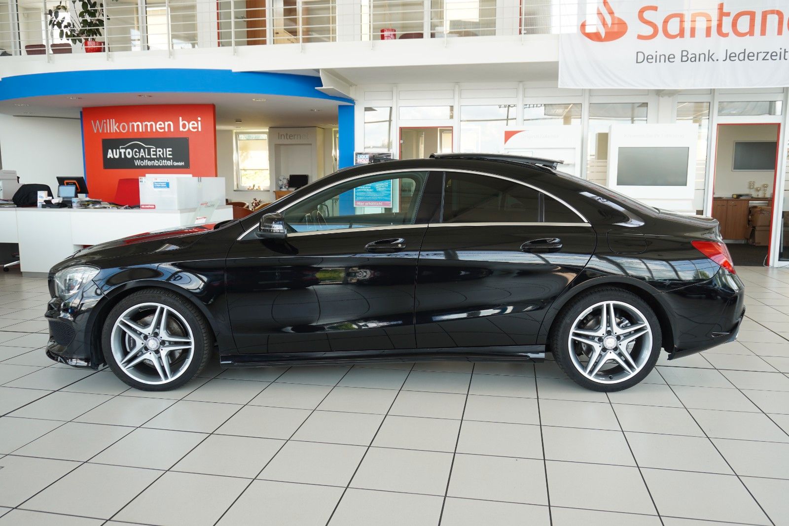 Mercedes-Benz CLA 220 CDI AMG Line  Pano Xenon Standhzg. foto 9