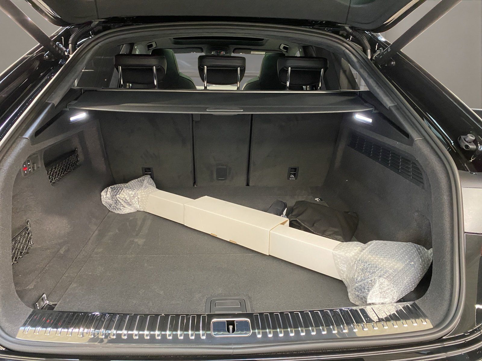 Audi RSQ8 - Bild 17
