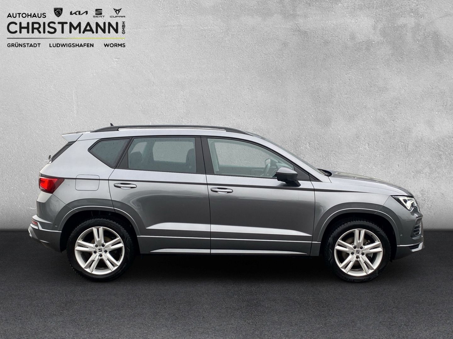 Fahrzeugabbildung SEAT Ateca FR 4Drive 2.0 TDI EU6d AD AHK-klappbar Nav